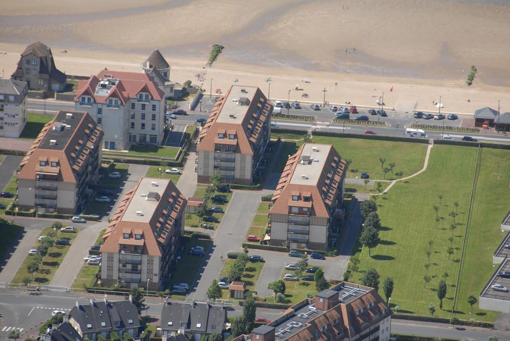 Lagrange Vacances Les Residences Villers-sur-Mer Exterior foto